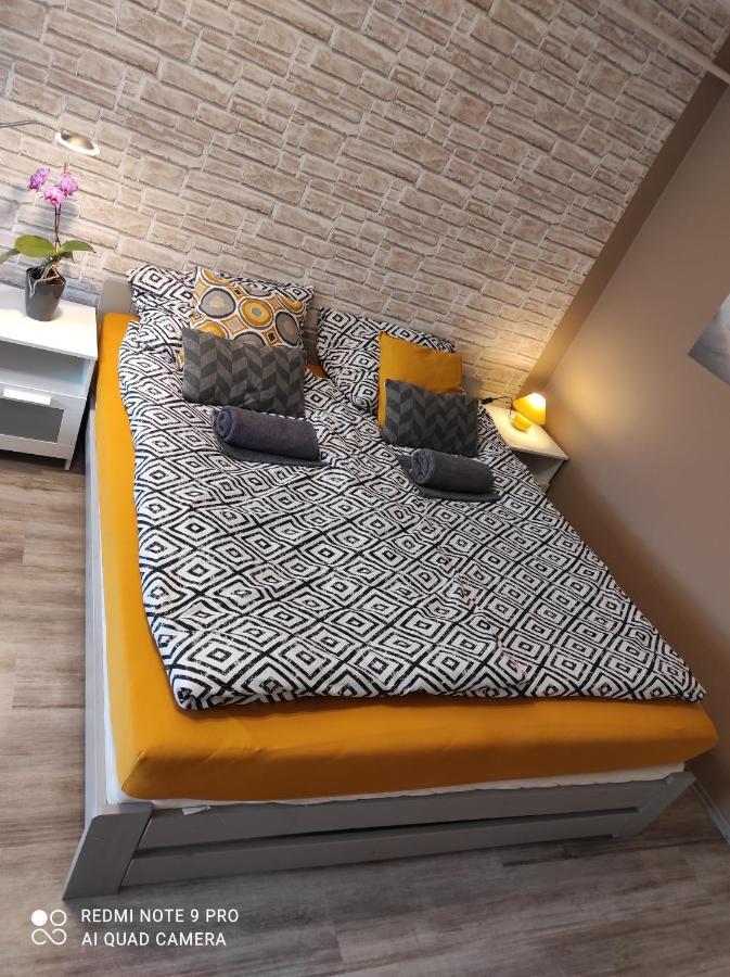 Baross Apartman Kaposvár 外观 照片