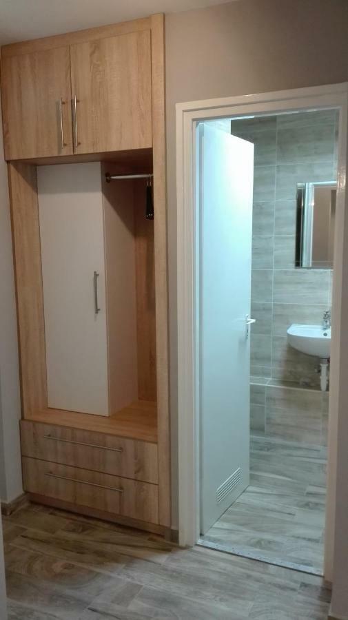 Baross Apartman Kaposvár 外观 照片